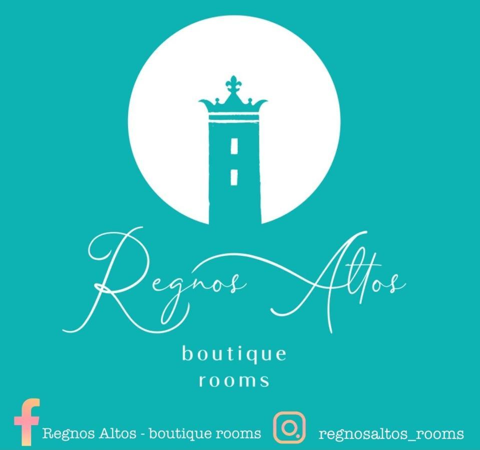 Regnos Altos Boutique Rooms Bosa Exterior photo